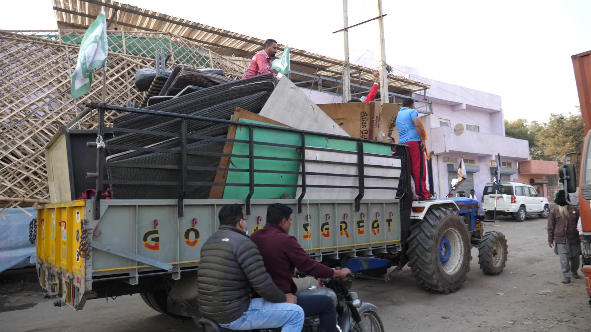 Indian farmers end year long protests and return home after government accepts demands