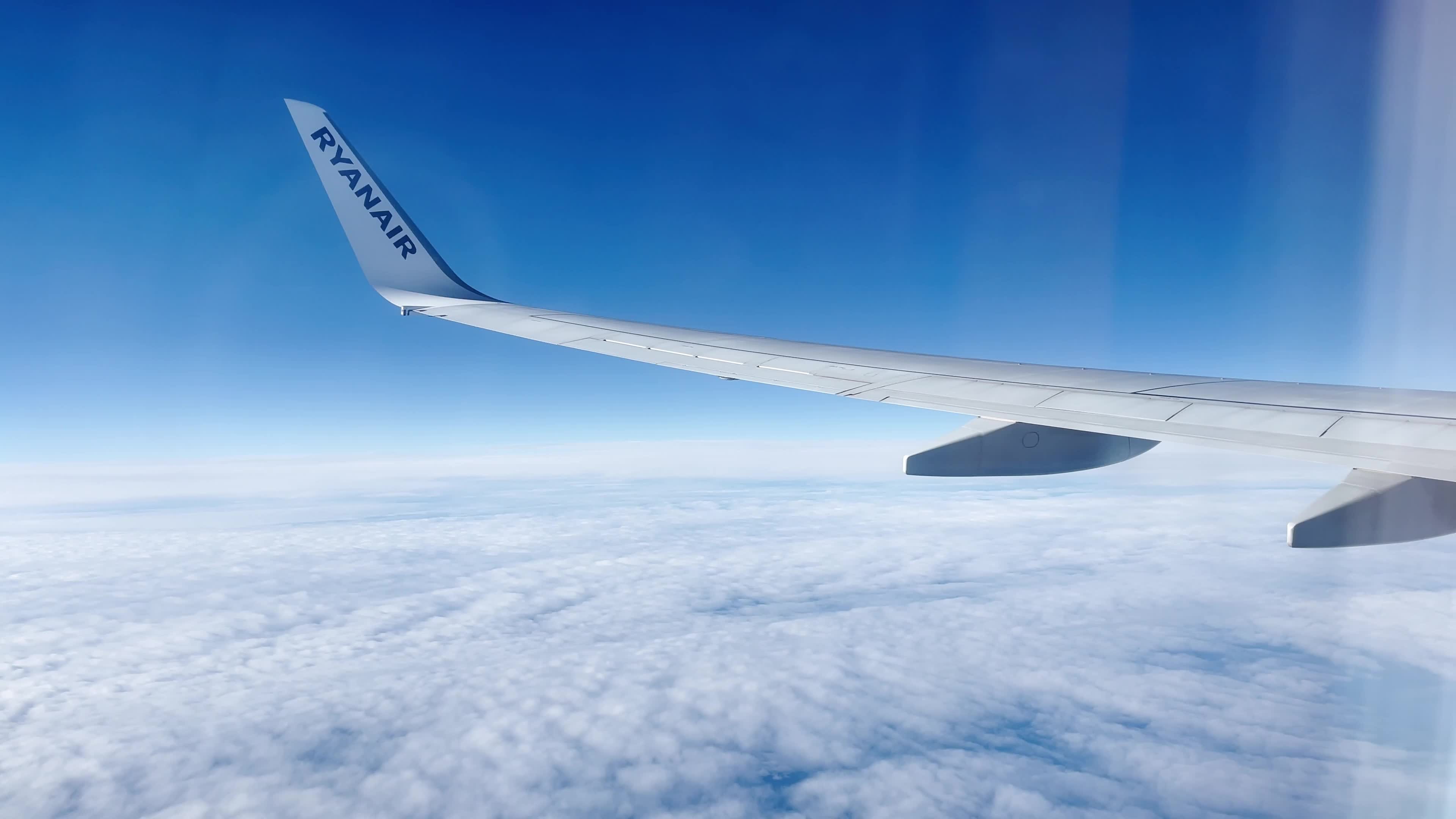 In Flight From Brindisi Airport (LIBR) to Venice Airport (VCE)
