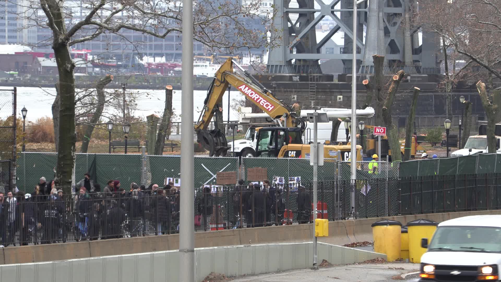 NYC: Save East River Park