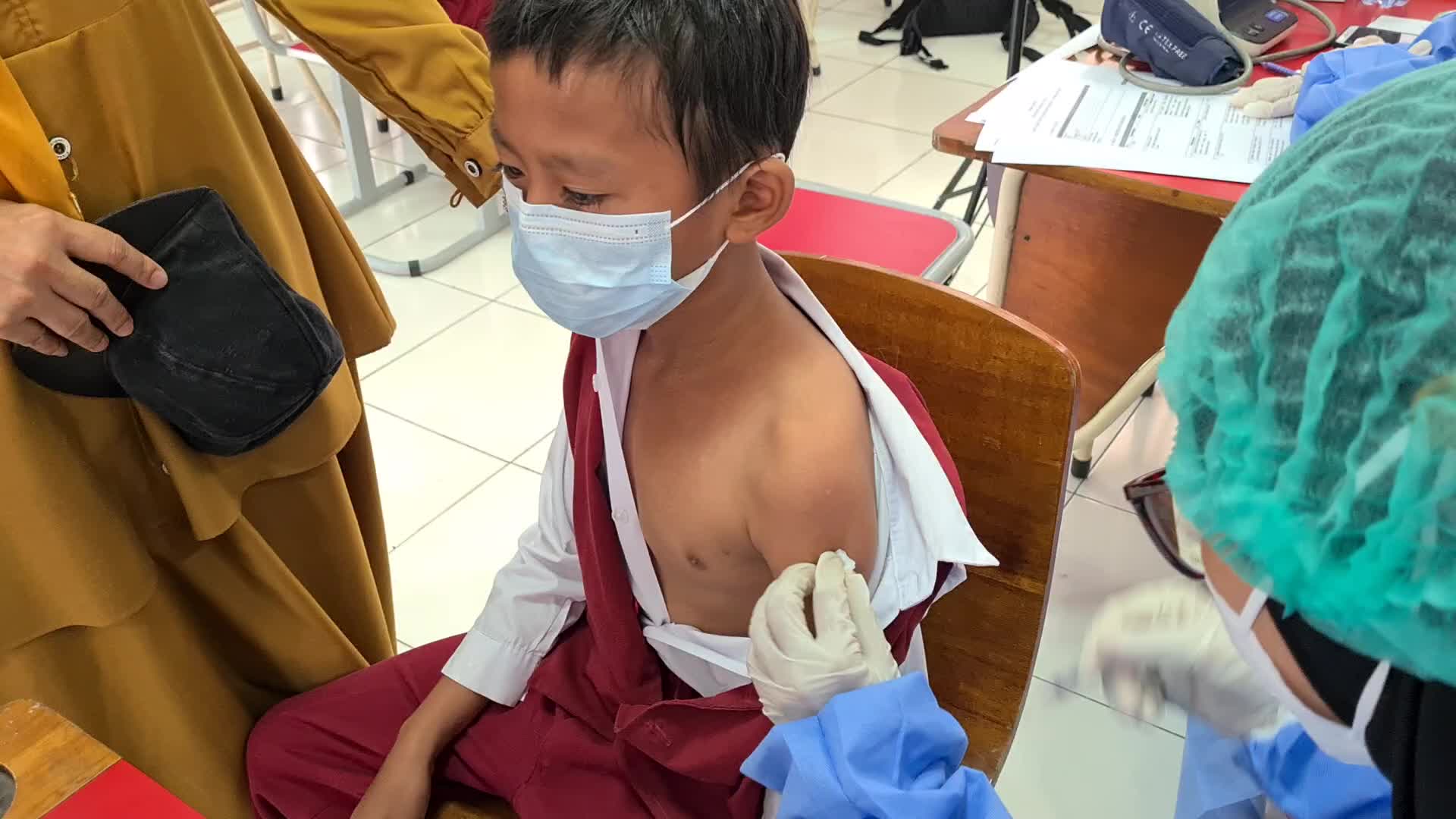 Coronavirus vaccination for children aged 6-11 years in Indonesia