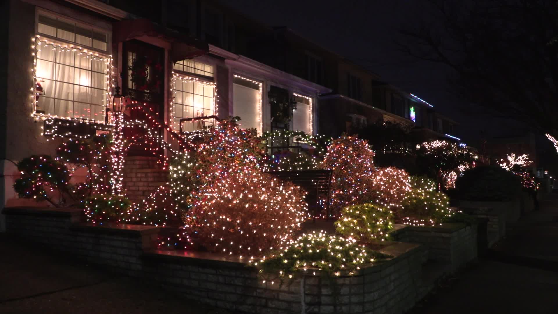 NYC: Dyker Heights Christmas Lights