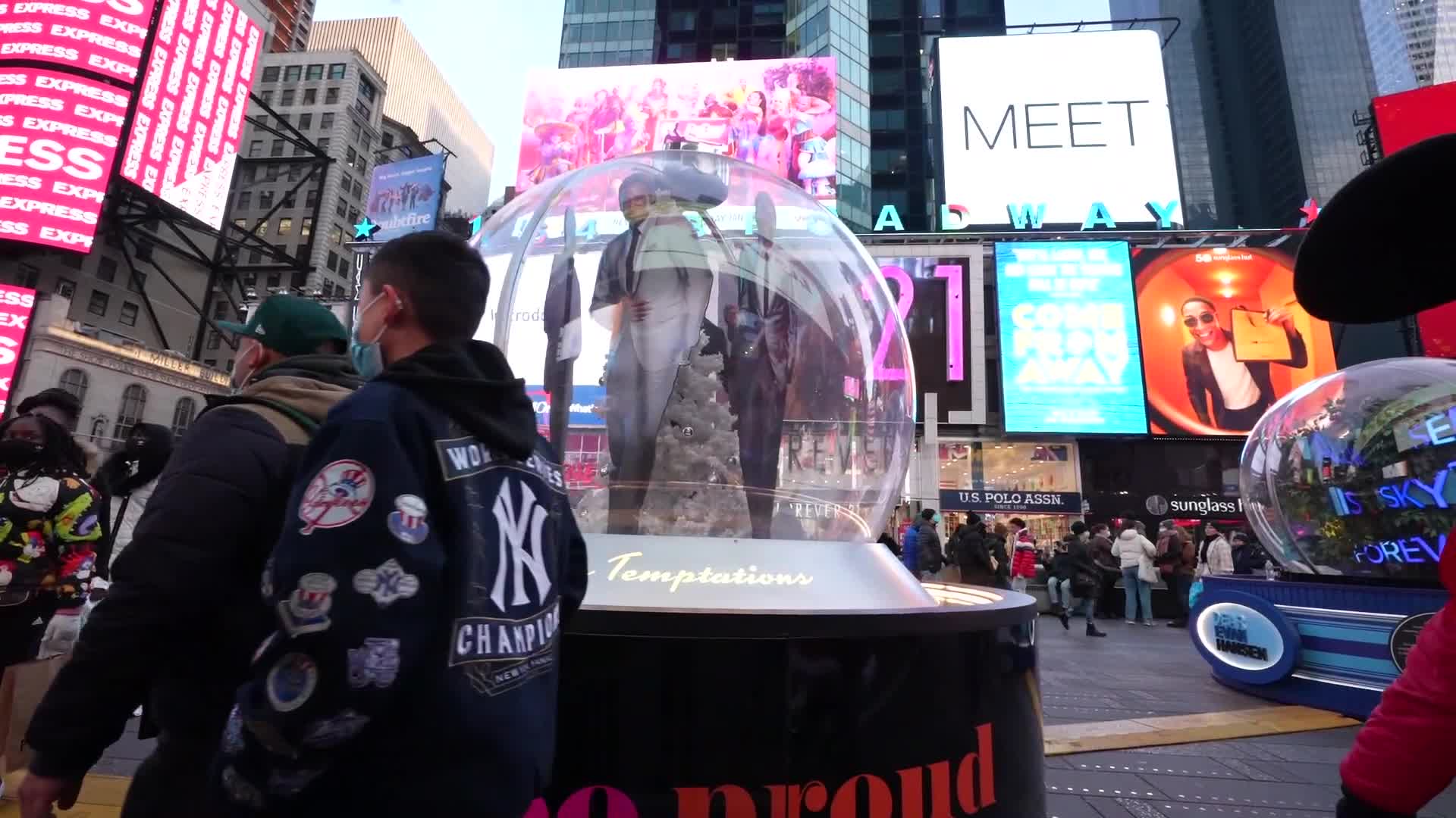 Wave Of Live Performance And Theater Cancellations Across New York City Amid Coronavirus Surge
