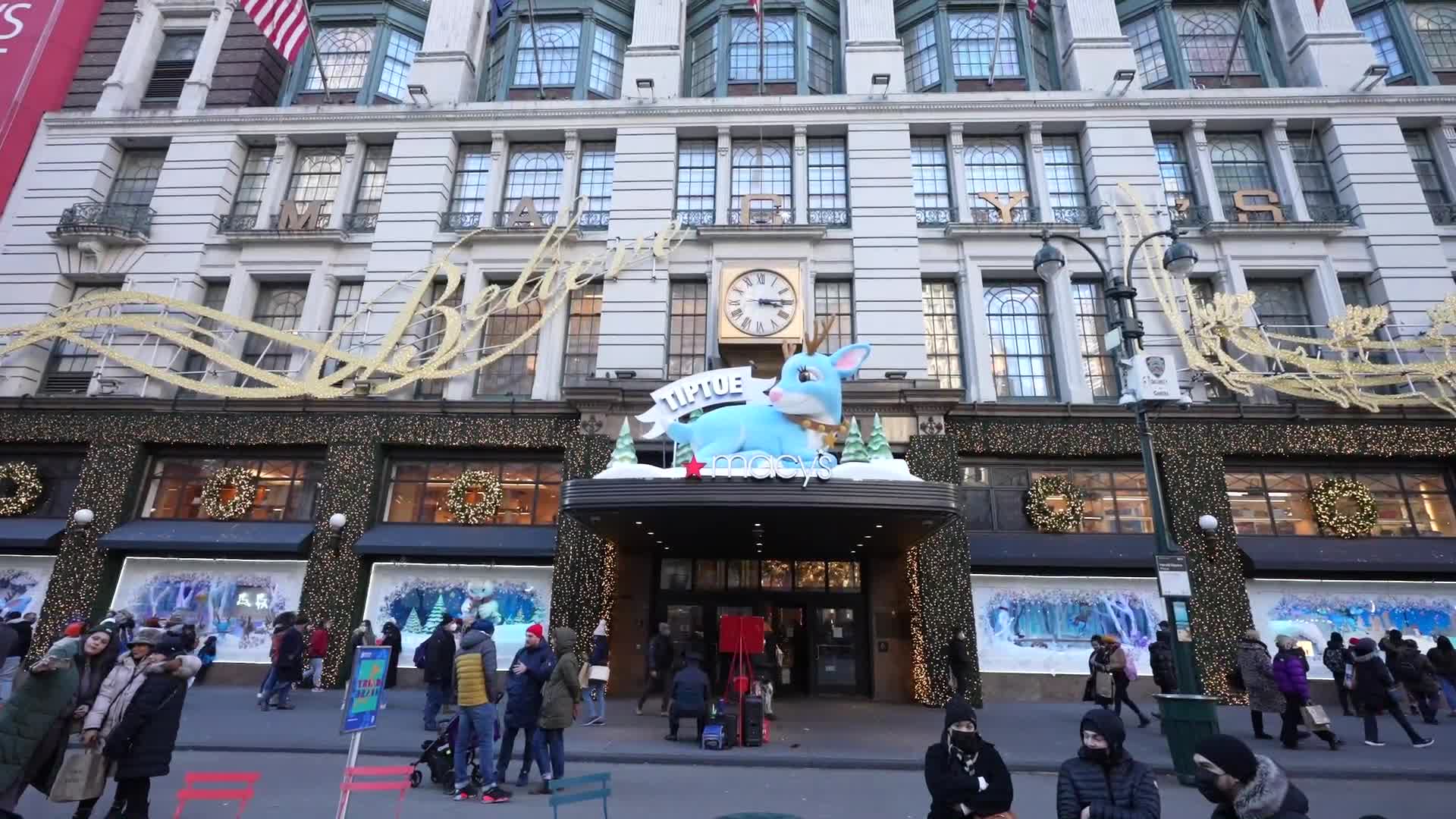  New York City Celebrates Holiday Season 