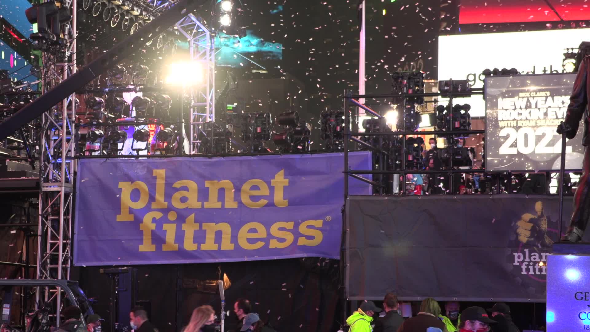 NYC: Times Square New Years Eve 2022