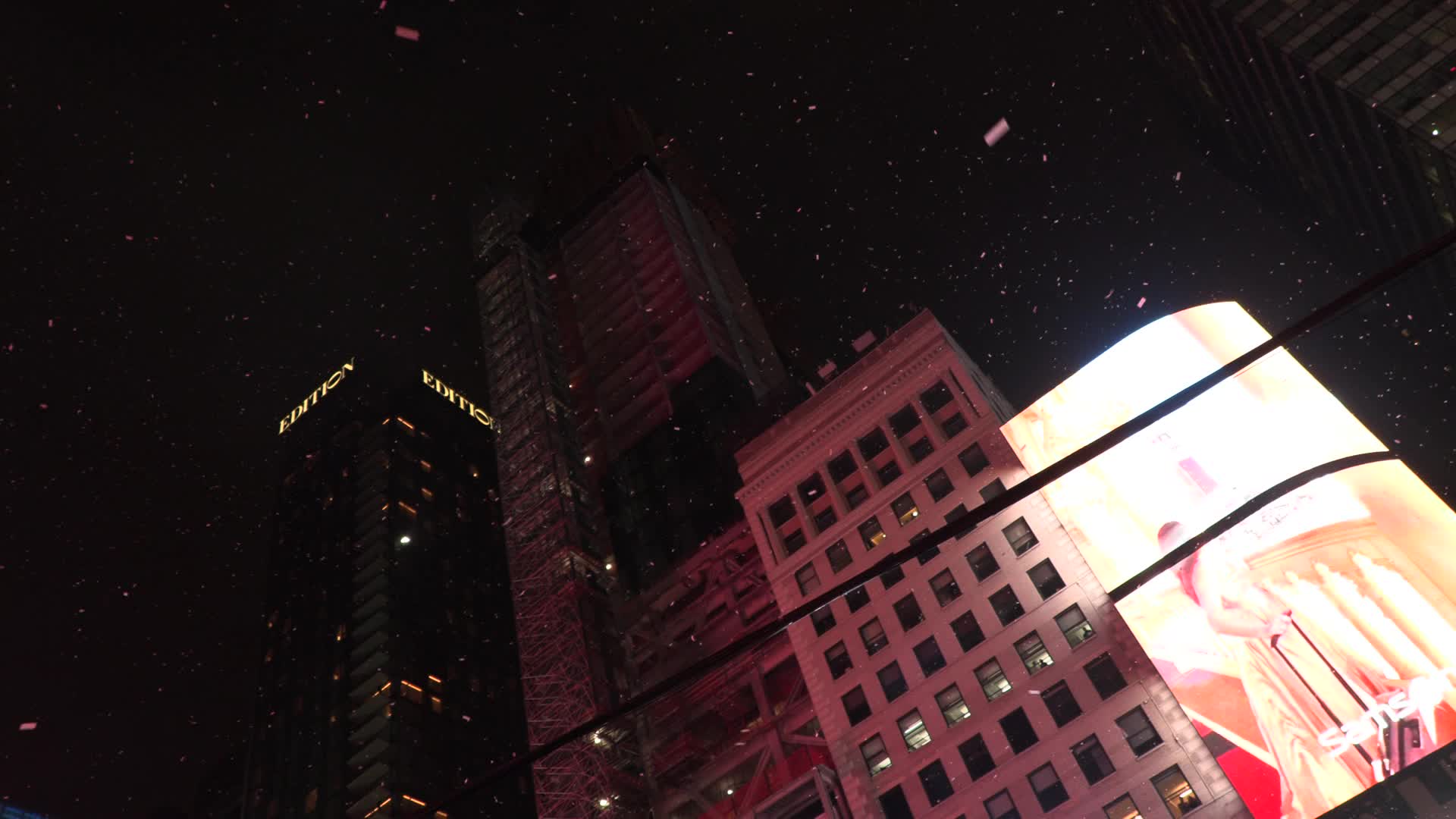NYC: Times Square New Years Eve 2022