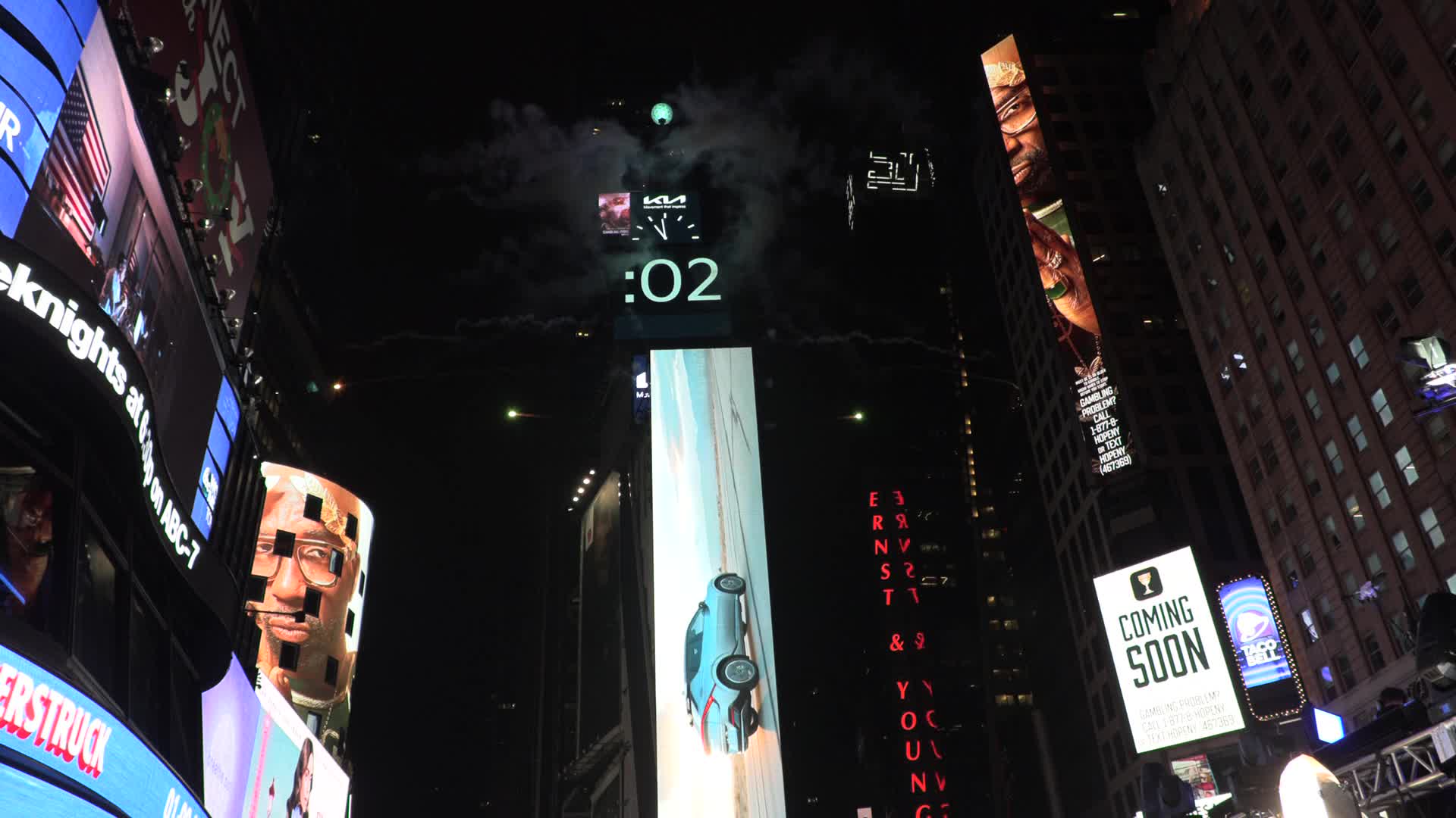 NYC: Times Square New Years Eve 2022