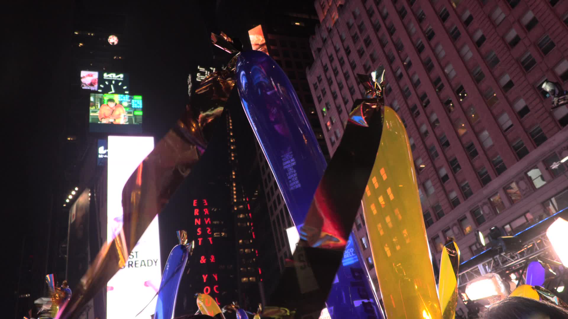 NYC: Times Square New Years Eve 2022