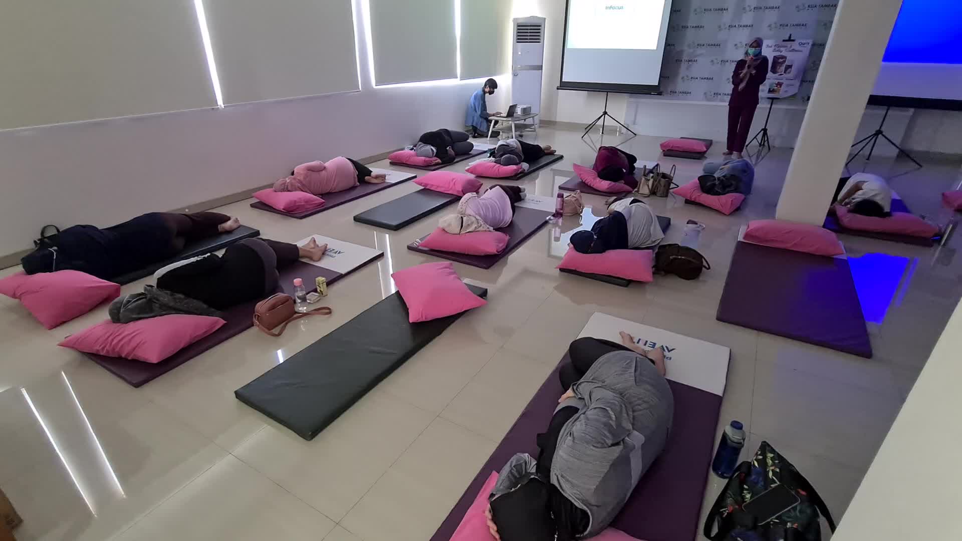 Gymnastics And Hypnobirthing For Pregnant Women