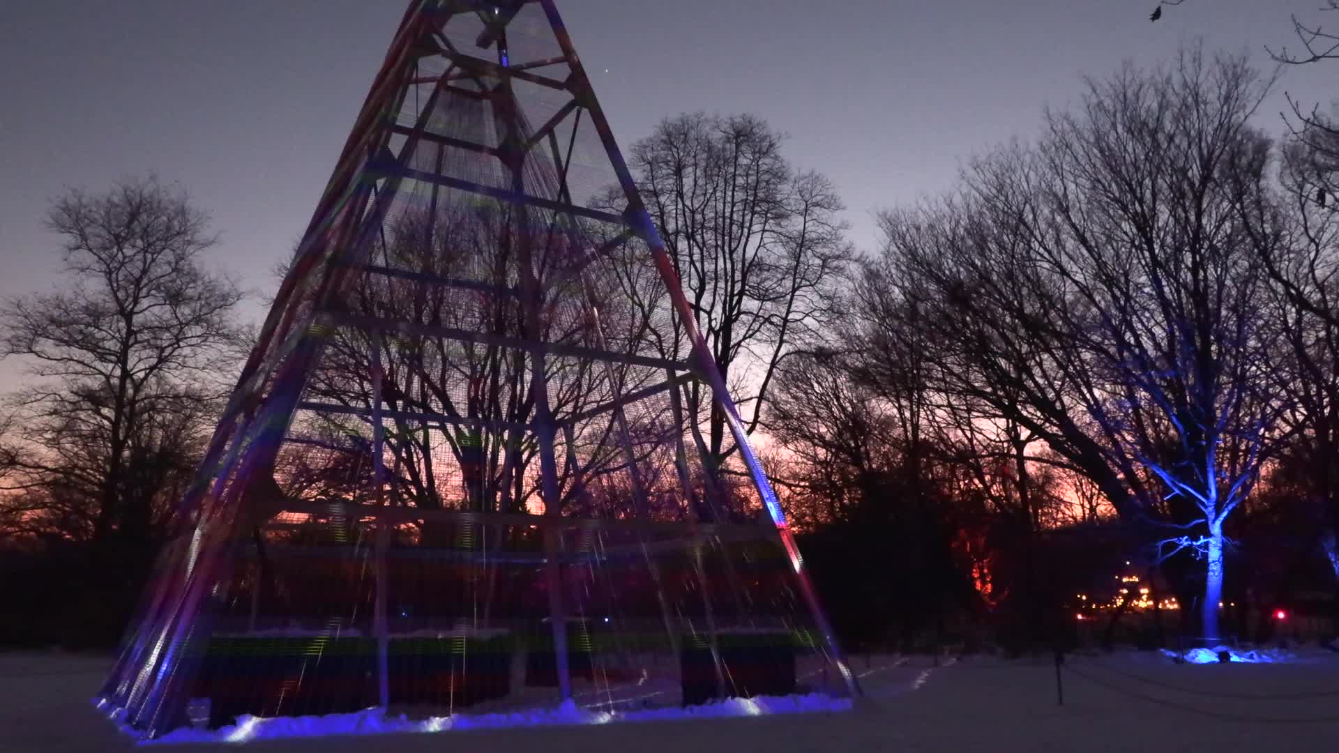 NYC: Brooklyn Botanical Garden Lightscape Show