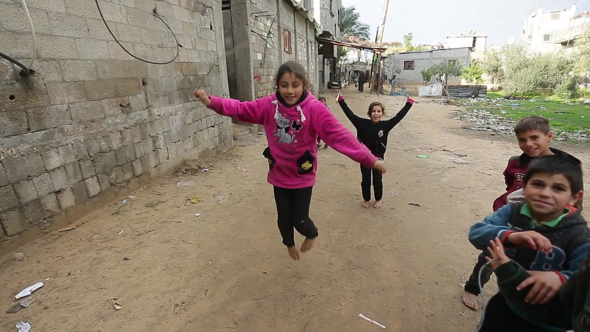 Cold weather on the outskirts of Jabalia camp, Palestine