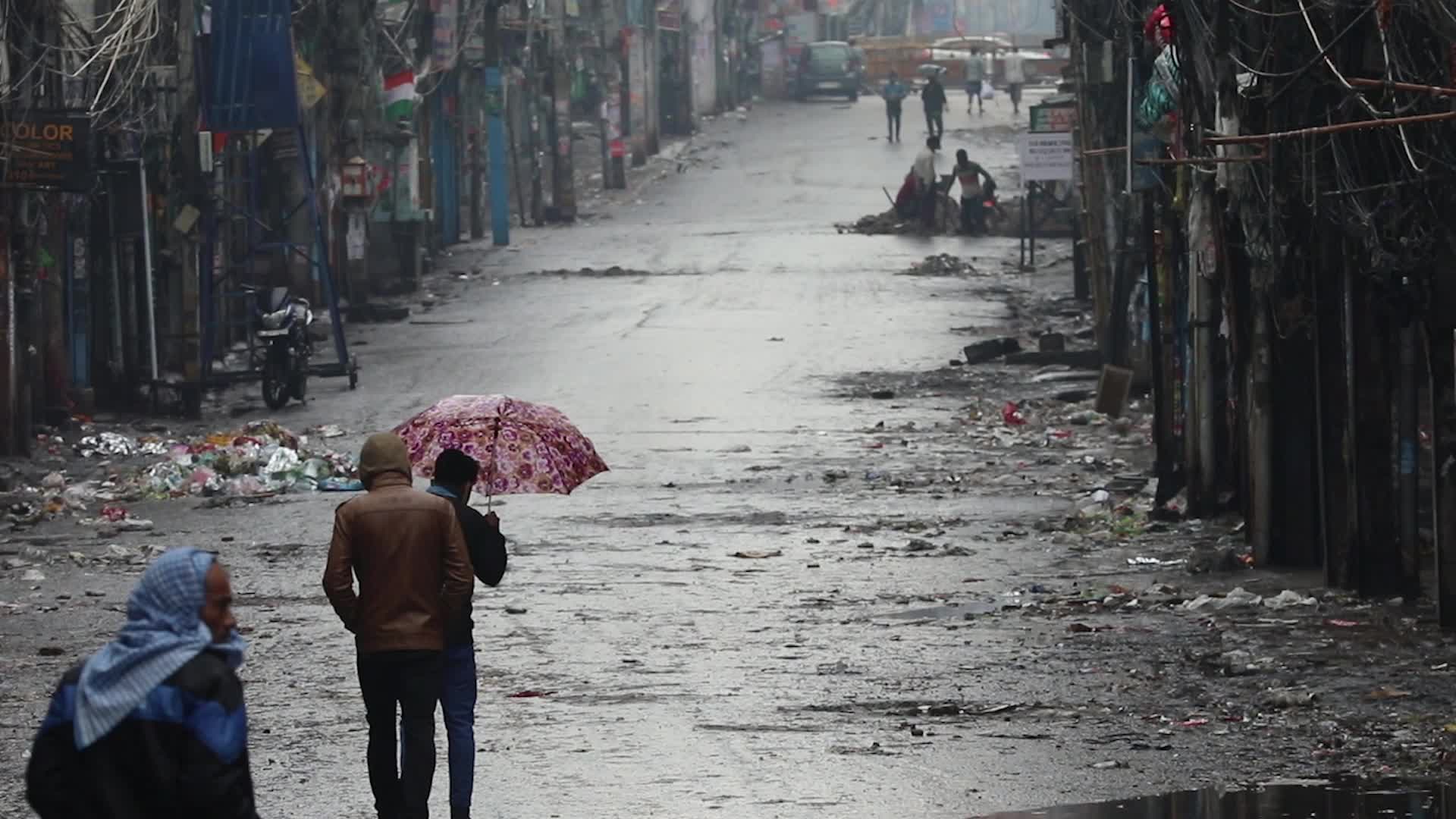 Weekend curfew following the rise in Covid-19 cases in Old Delhi, India