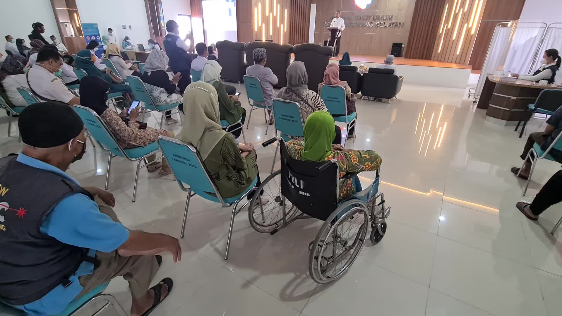  Booster dose of the coronavirus (COVID-19) vaccine in Indonesia
