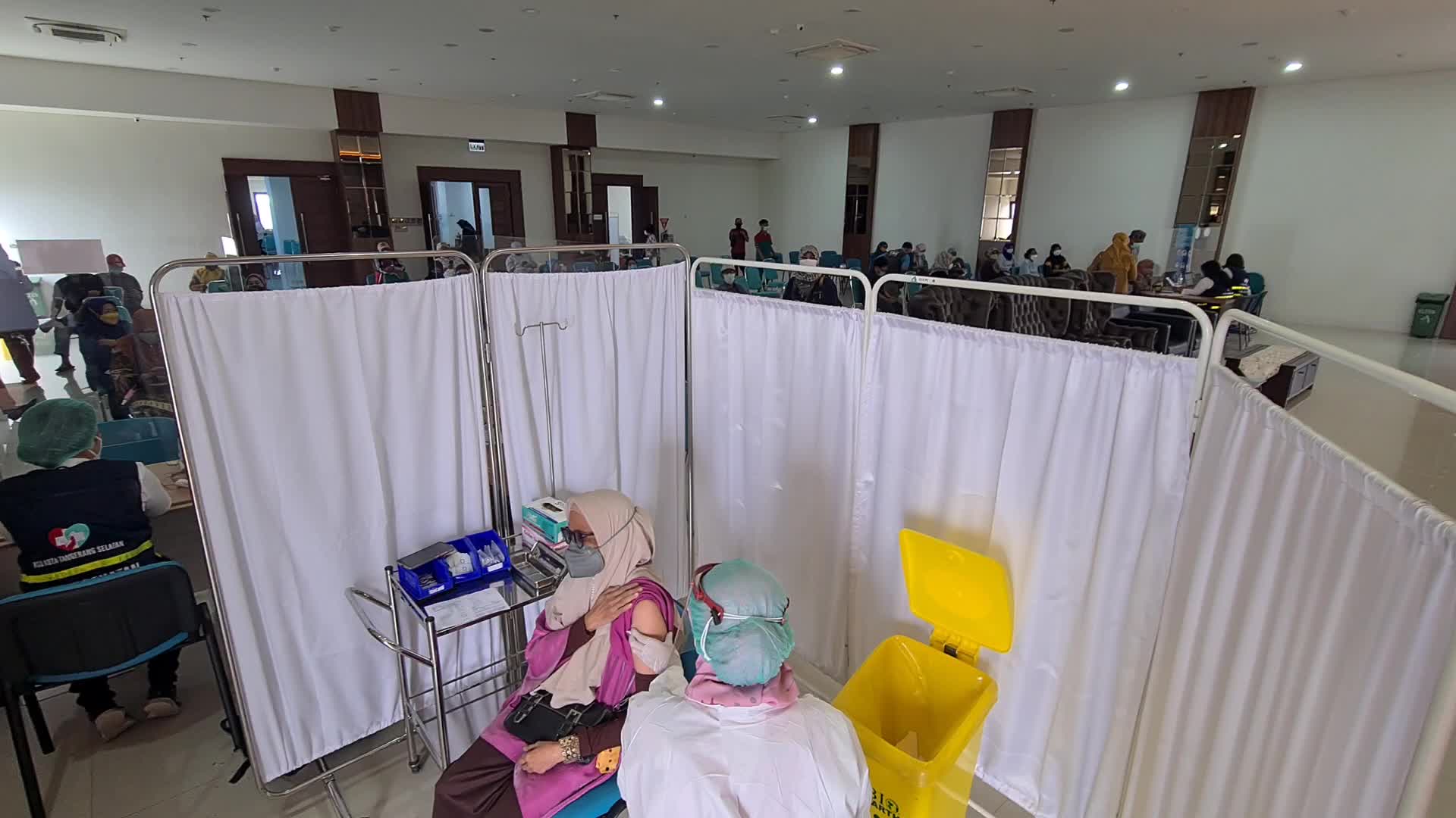  Booster dose of the coronavirus (COVID-19) vaccine in Indonesia
