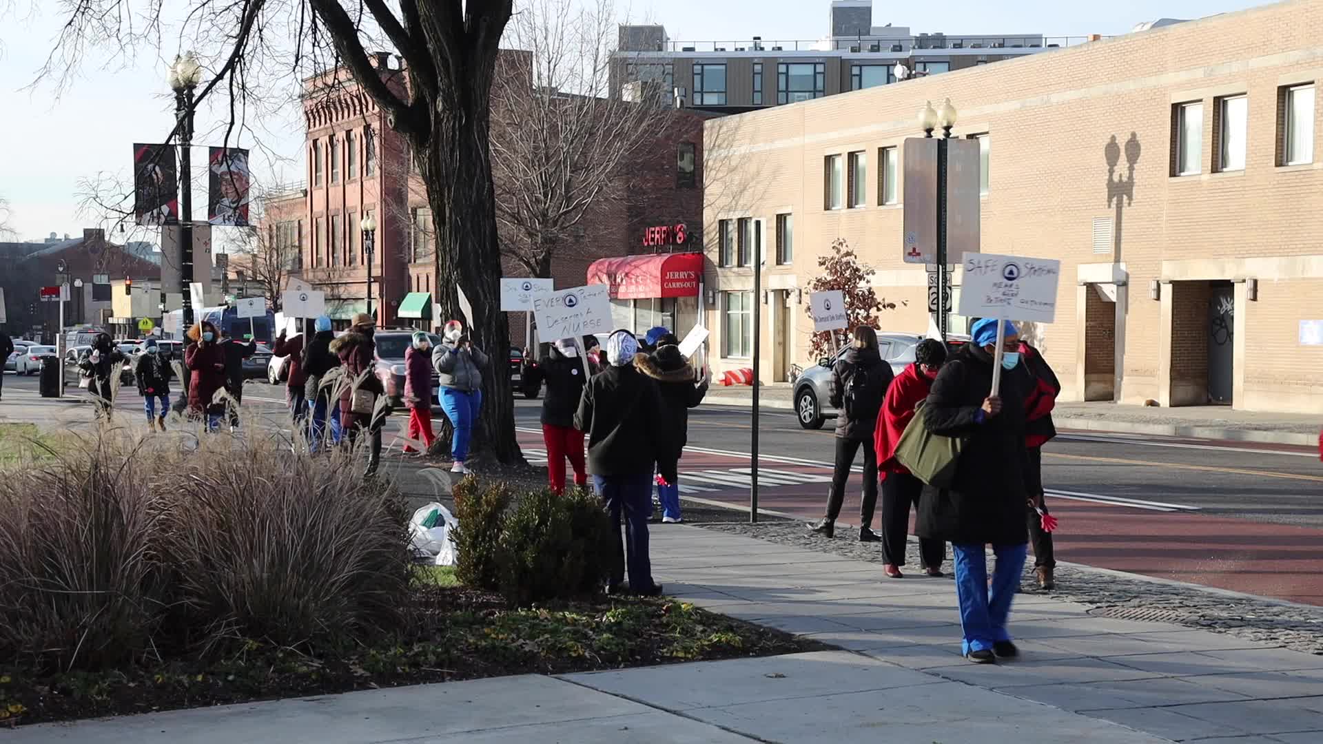 Nurses rally at Howard University Hospital