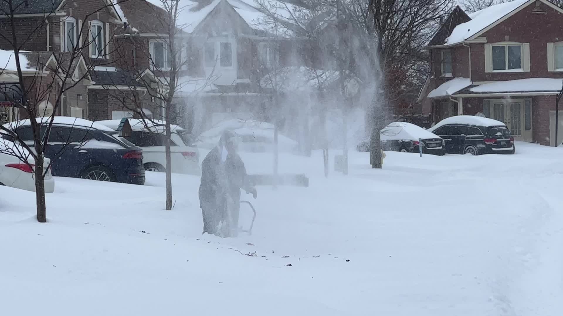 Toronto gets hit by historic massive winter snowstorm