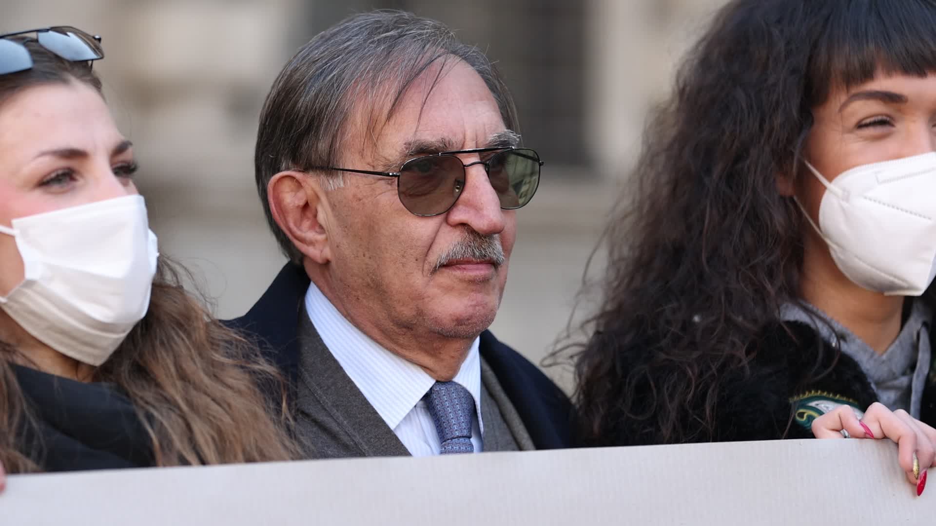Flash mob by Fratelli D'Italia against the violence of New Year's Eve in Milan