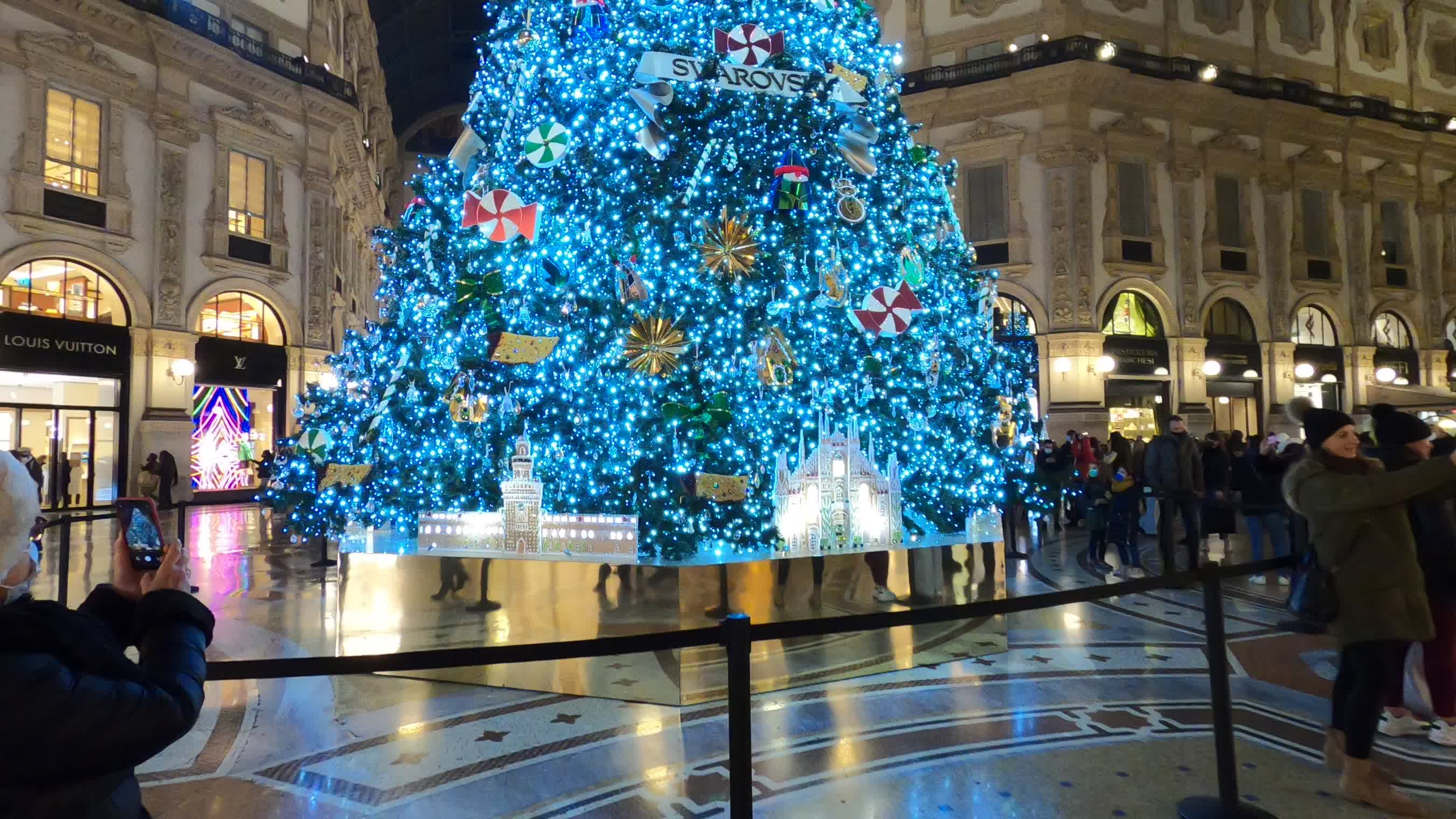 Tree Of Wonder christmas tree by Swarovski in Milan