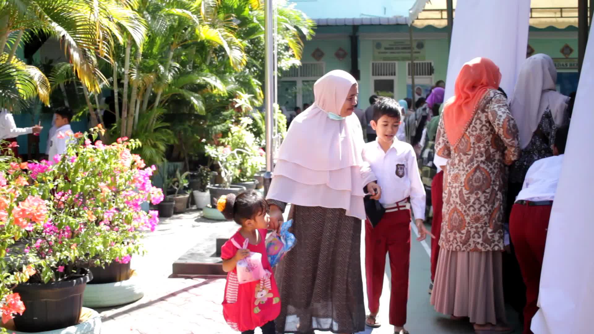 Covid-19 Vaccination for Children in Aceh