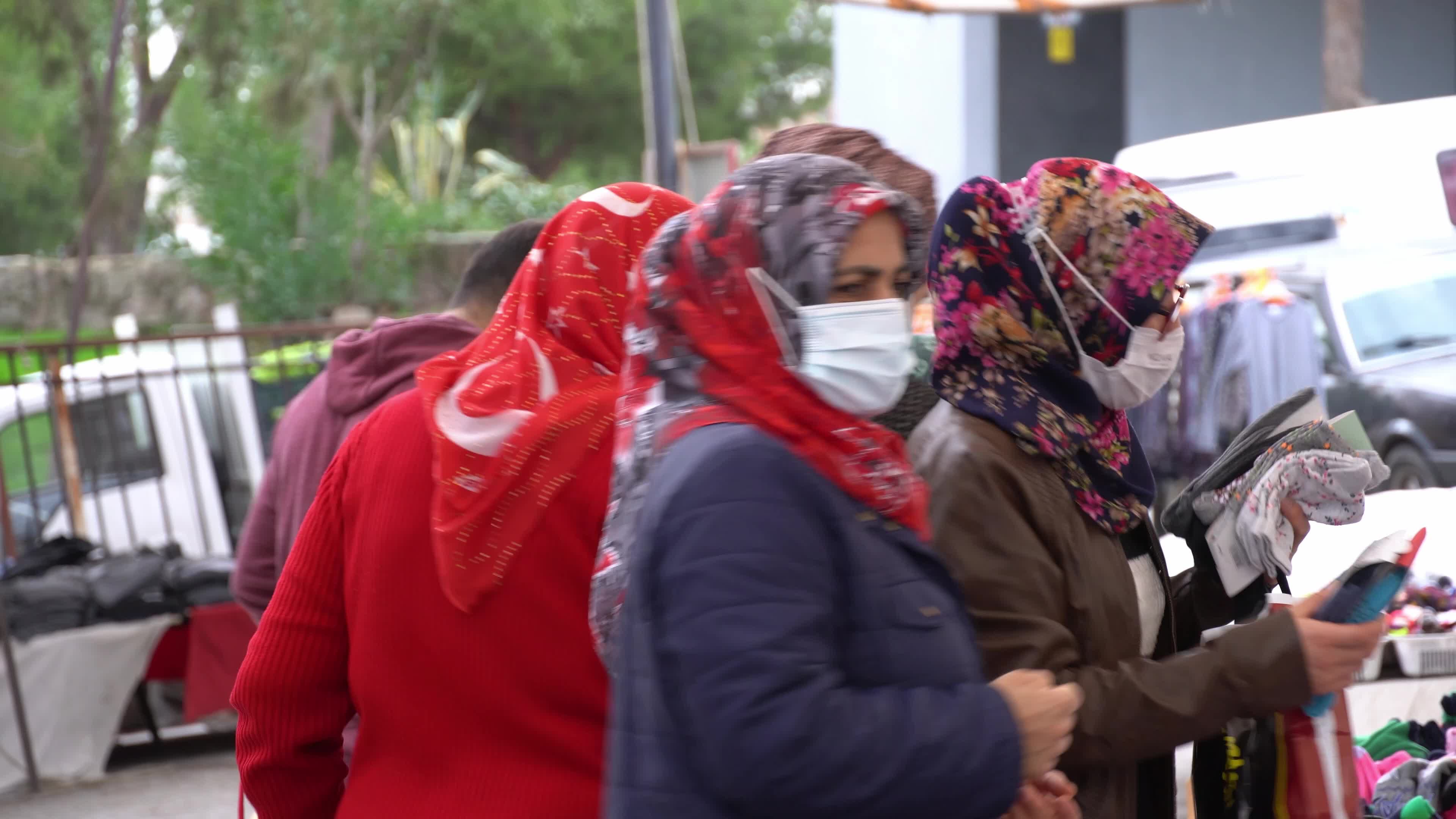 Turkey raises minimum wage by 50 percent against Lira crash and high inflation rate