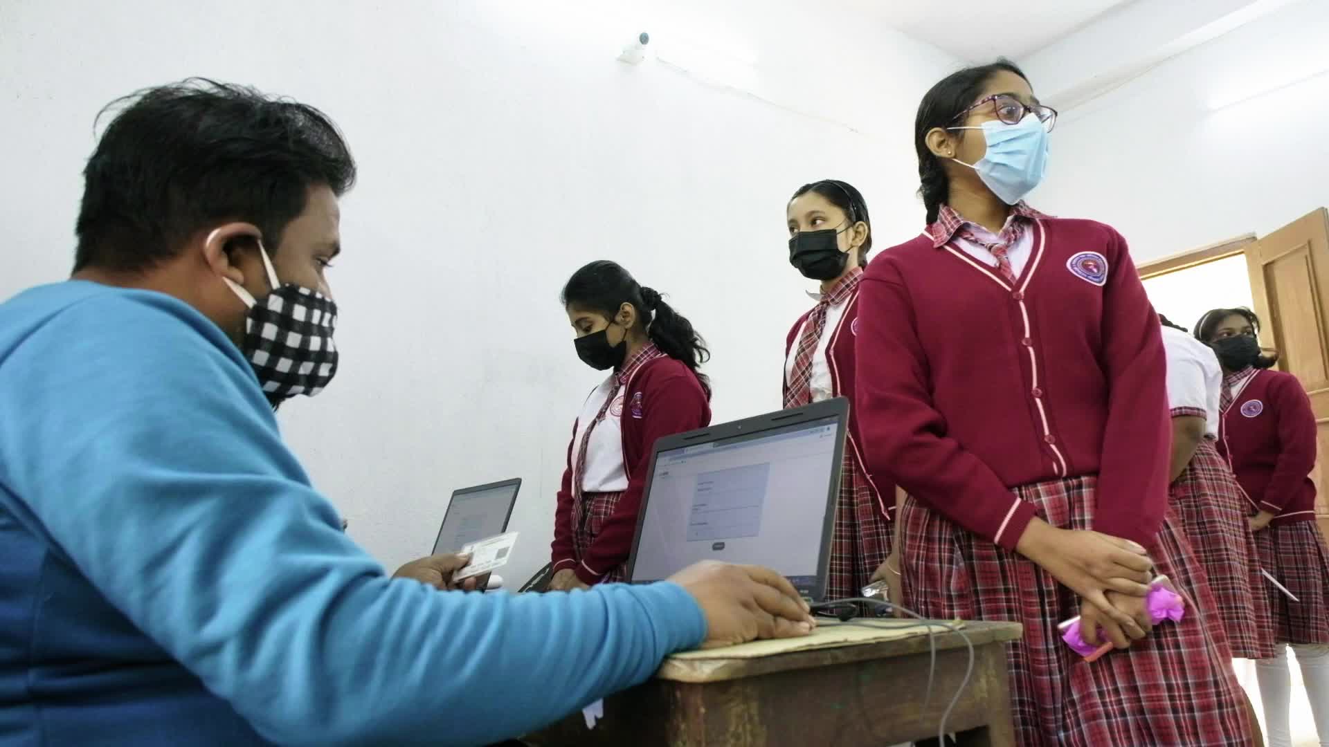 COVID-19 vaccination drive for the people of age group 15-18 years in Kolkata