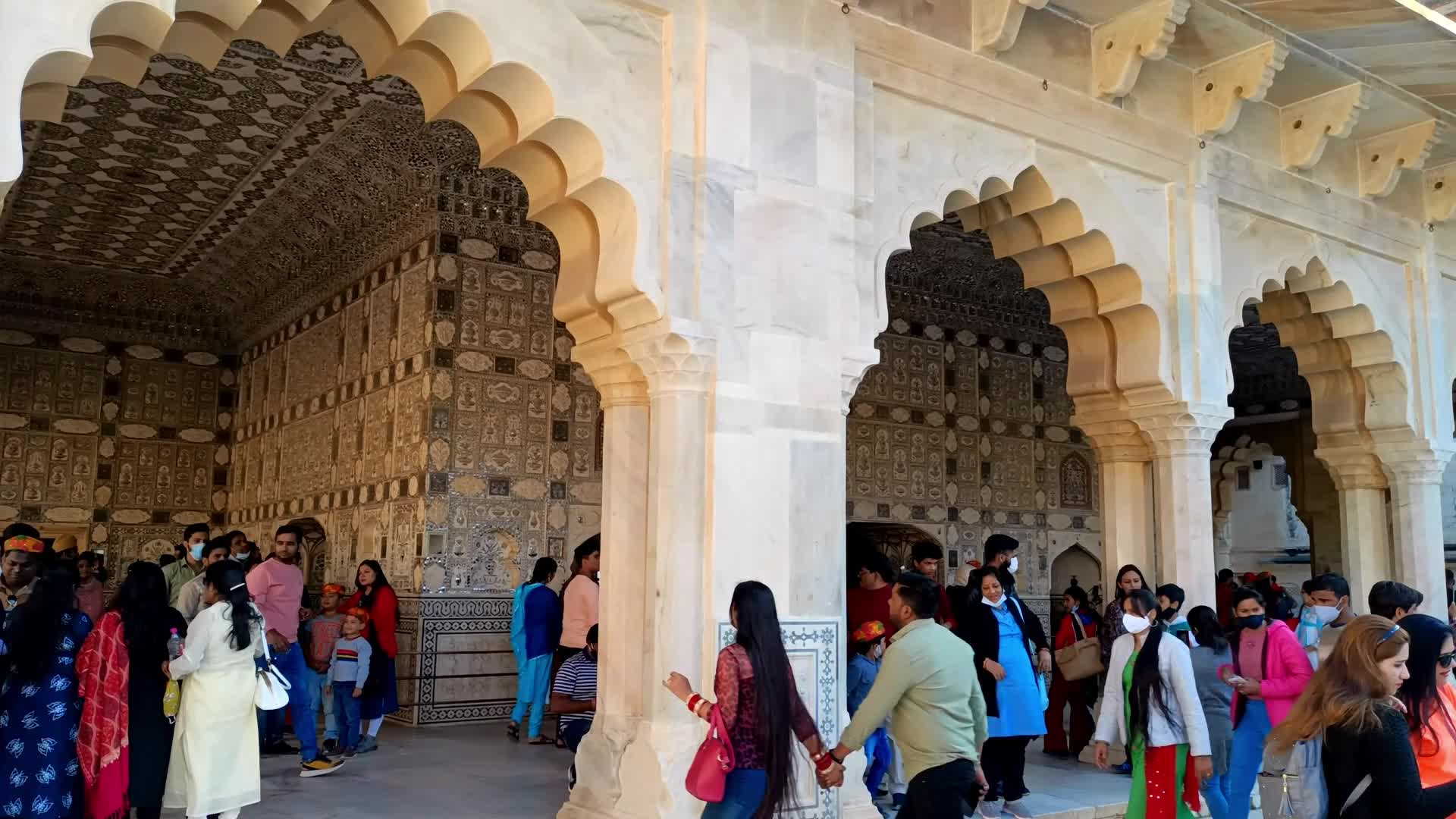 Tourists at Amer Fort in Jaipur