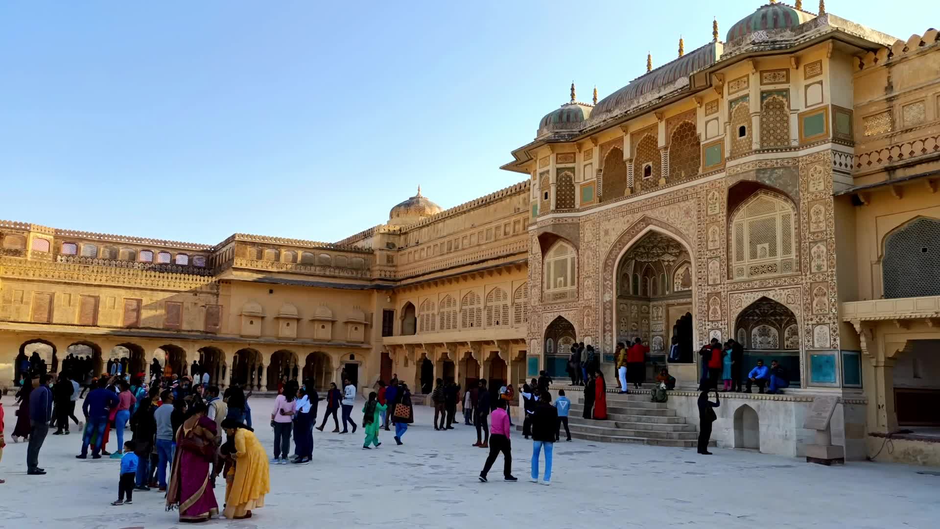 Tourists at Amer Fort in Jaipur