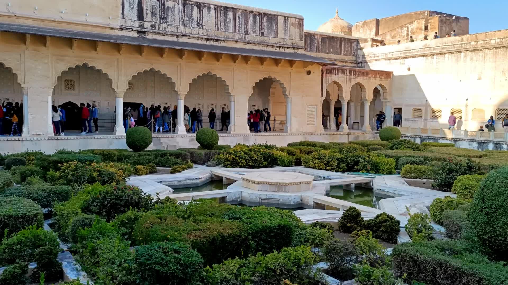 Tourists at Amer Fort in Jaipur