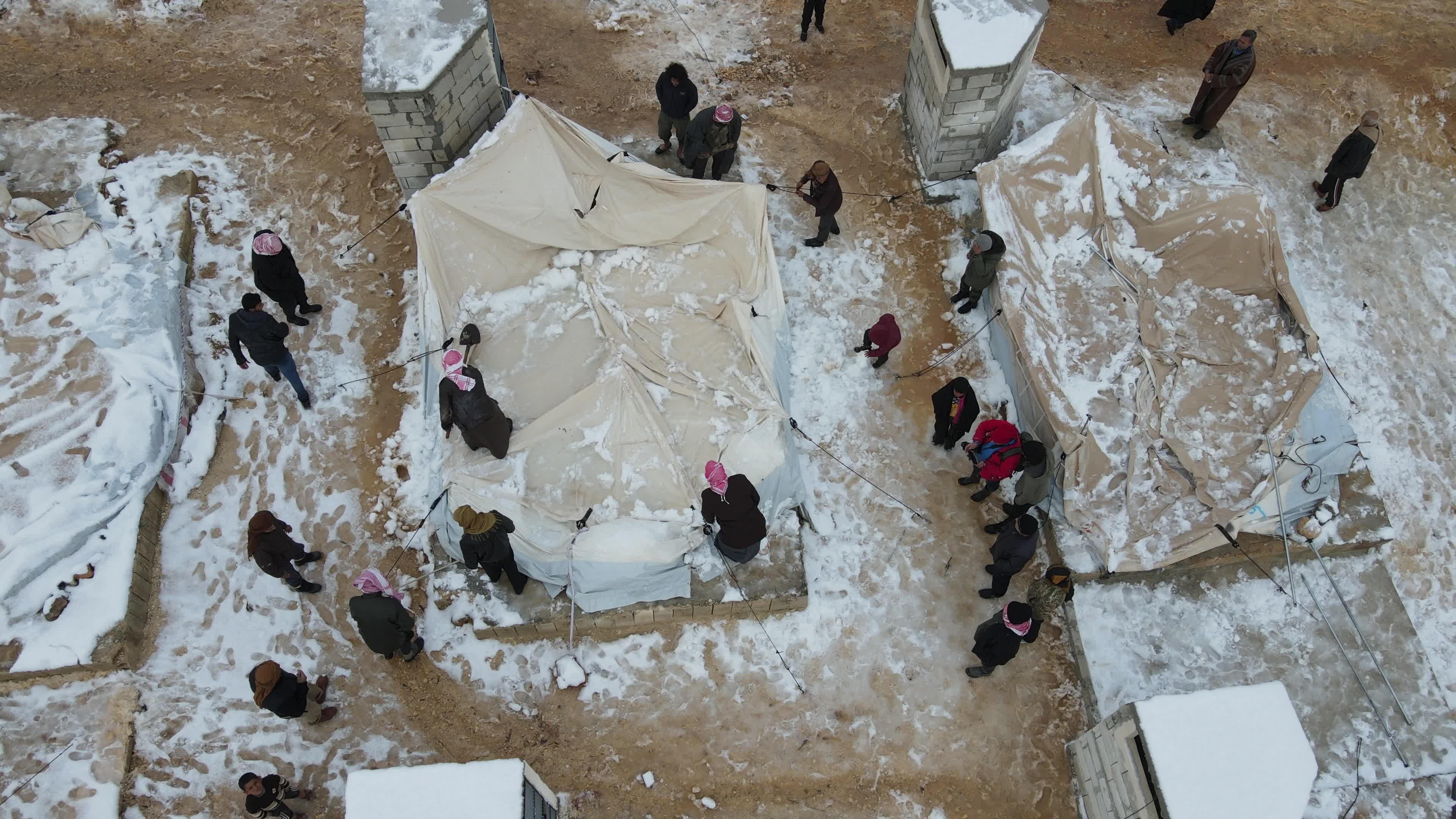 Snow storm hits refugee camps in northern Syria