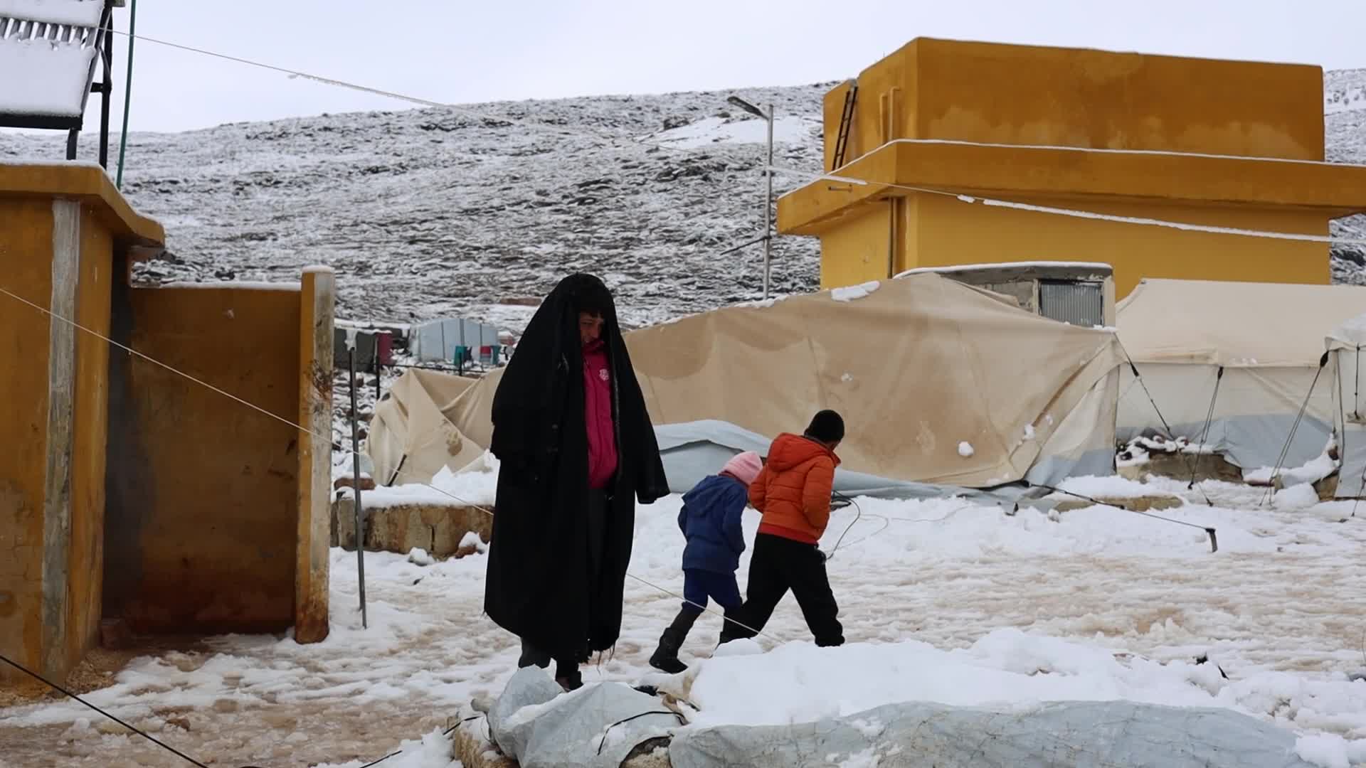 Snow storm hits refugee camps in northern Syria