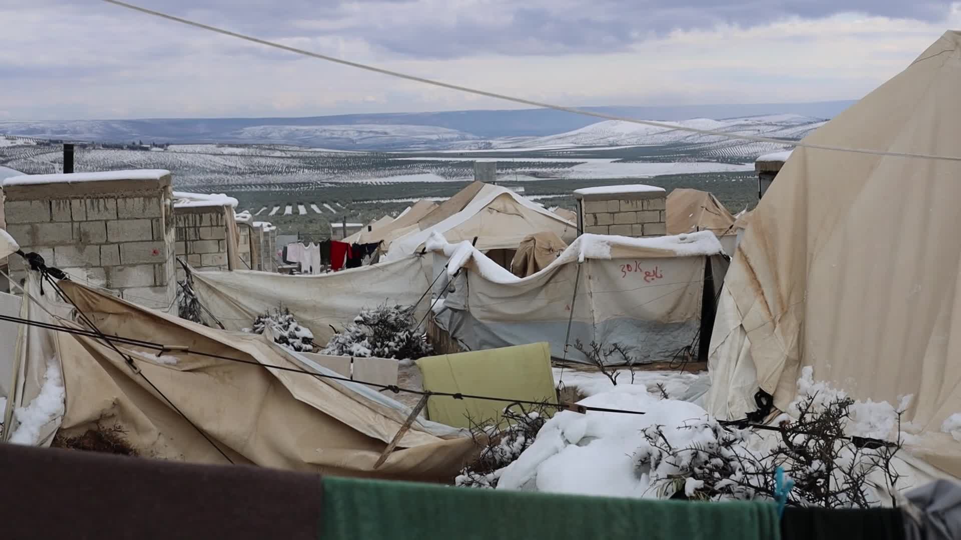 Snow storm hits refugee camps in northern Syria