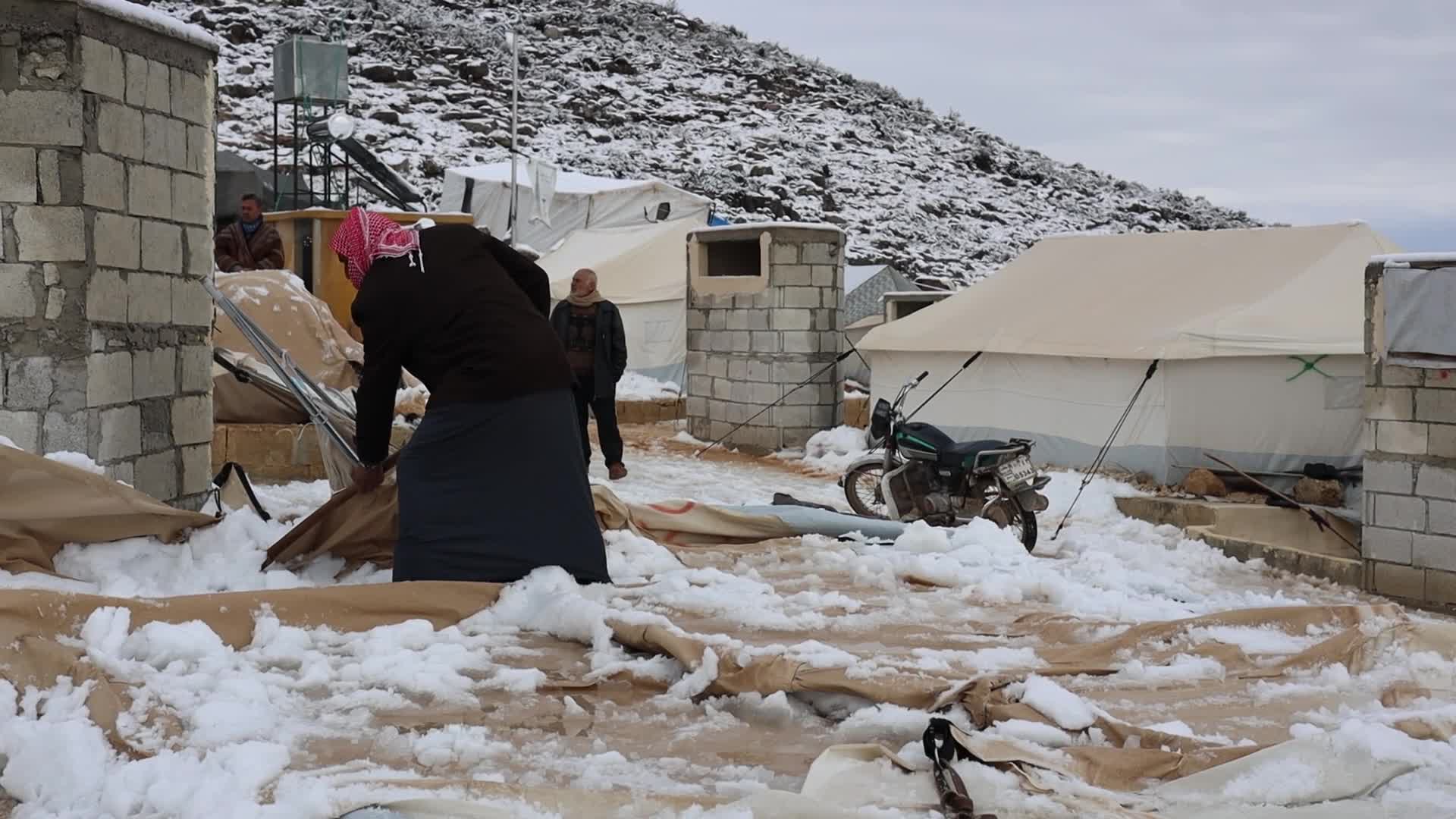 Snow storm hits refugee camps in northern Syria